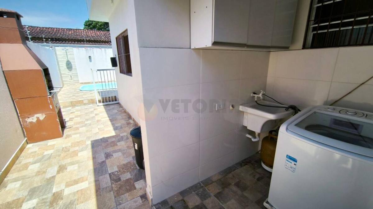 Casa à venda com 2 quartos, 75m² - Foto 22